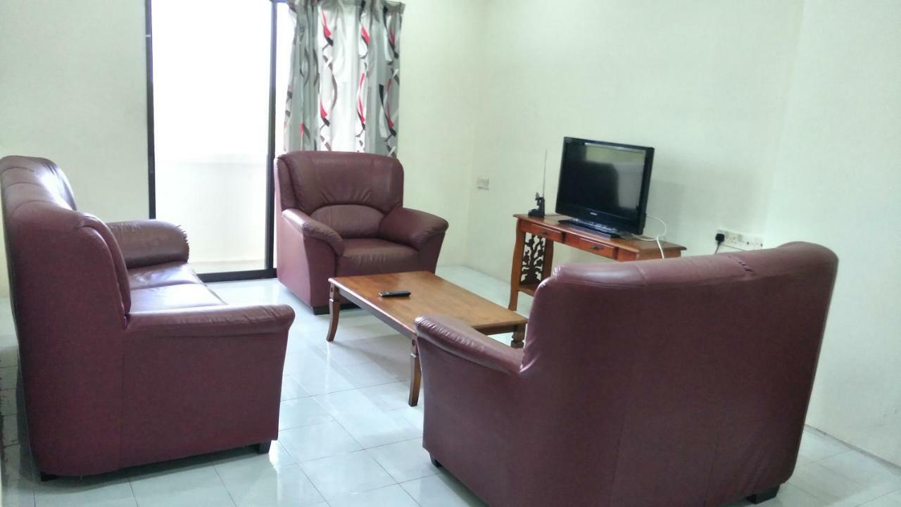 Desair Apartment By SCHT Lumut Extérieur photo